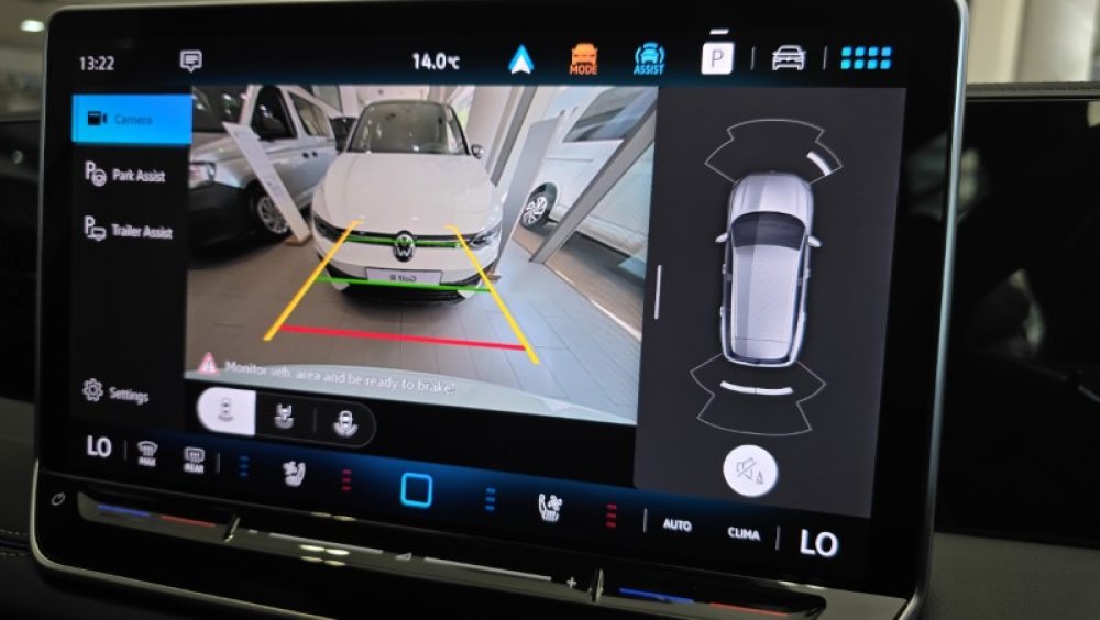 Photo 33 of 35