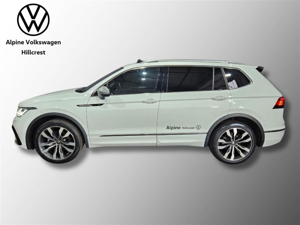 Photo 4 of 19