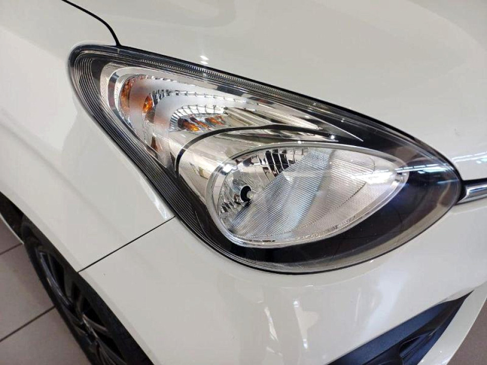 Photo 6 of 18