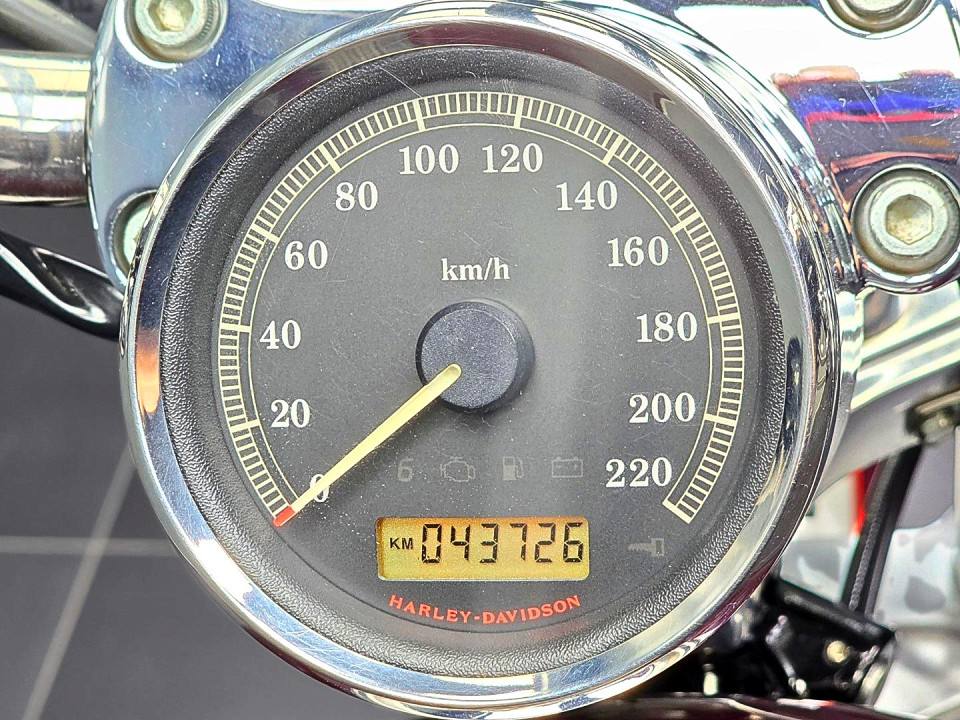 Photo 4 of 18
