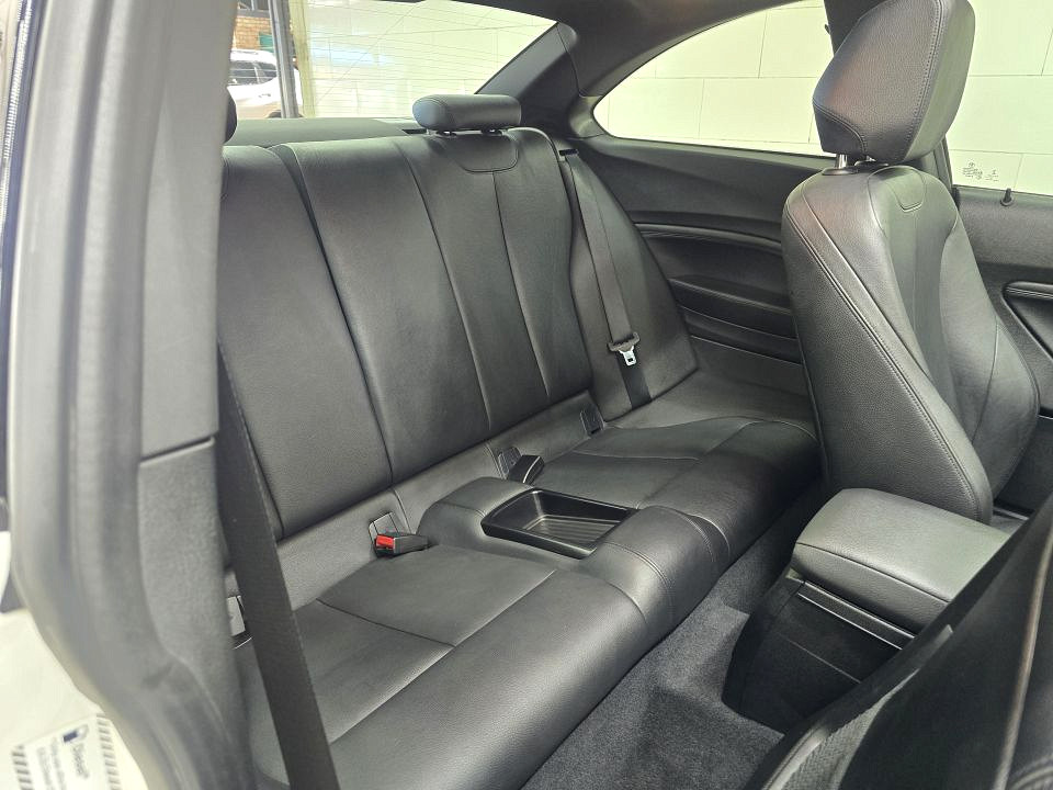 Photo 18 of 20