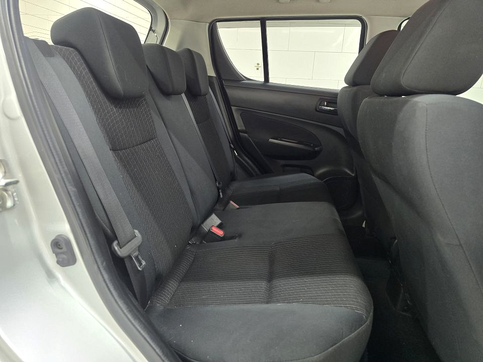 Photo 19 of 20