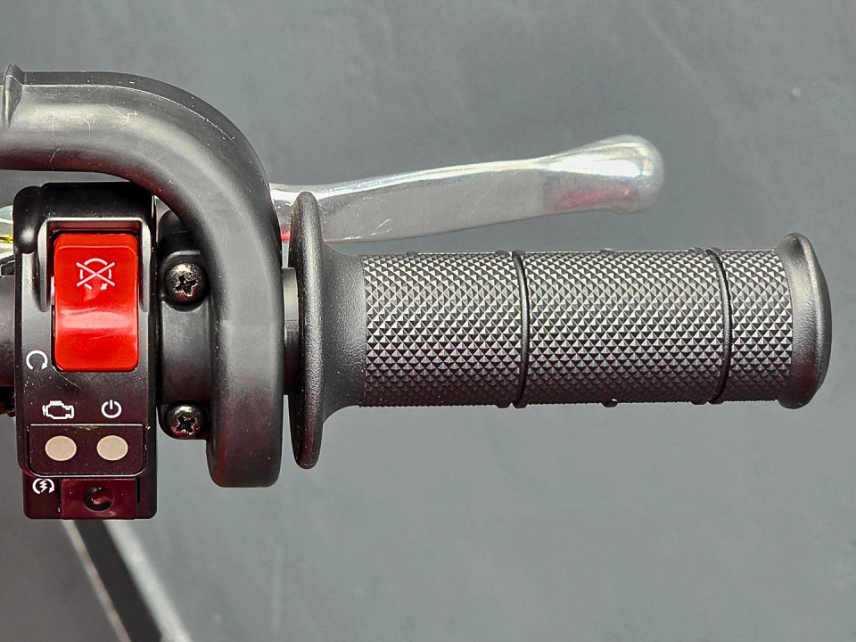 Photo 11 of 18