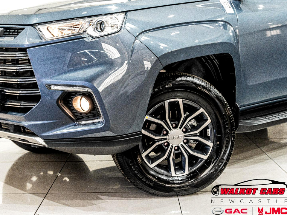Photo 24 of 30