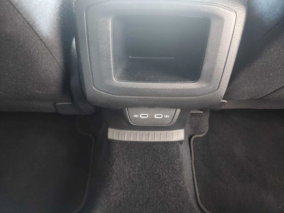 Photo 12 of 20