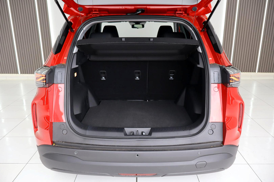 Photo 12 of 19