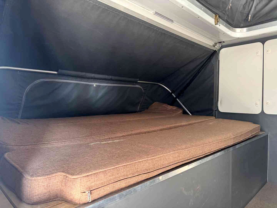 Photo 18 of 20