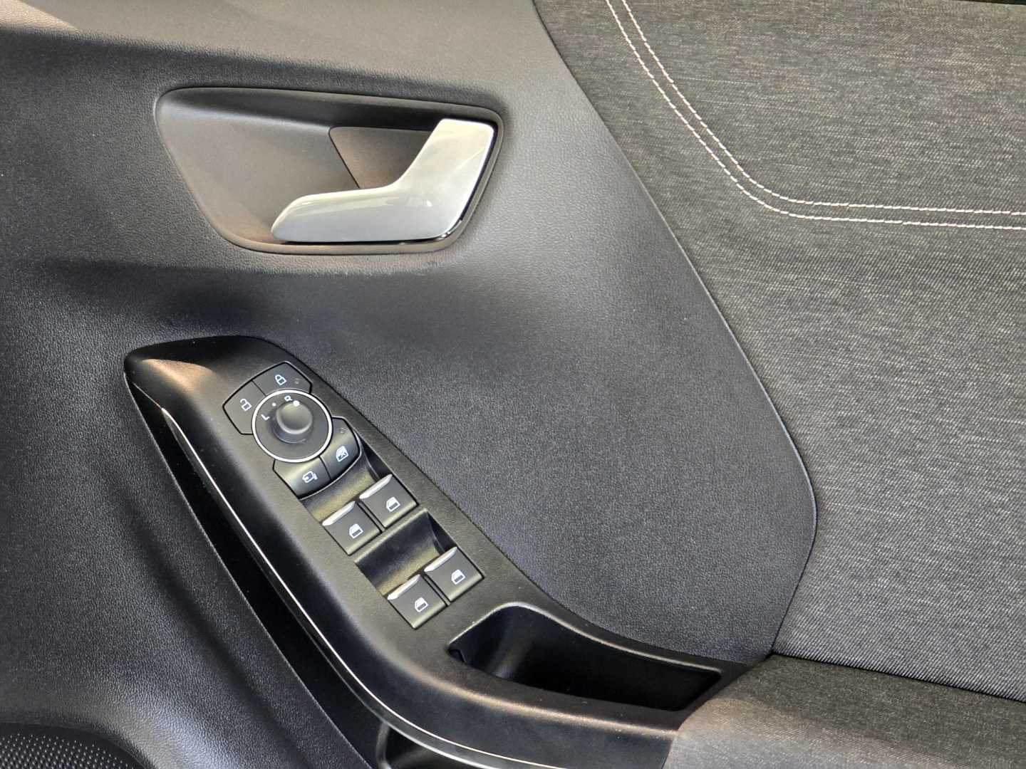 Photo 12 of 20