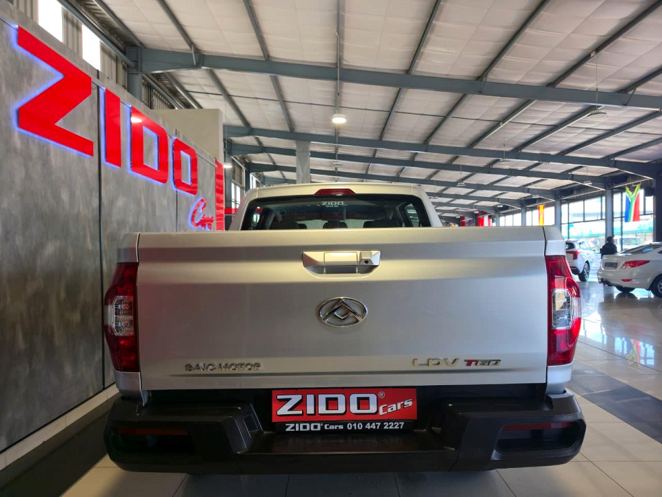 Photo 14 of 17