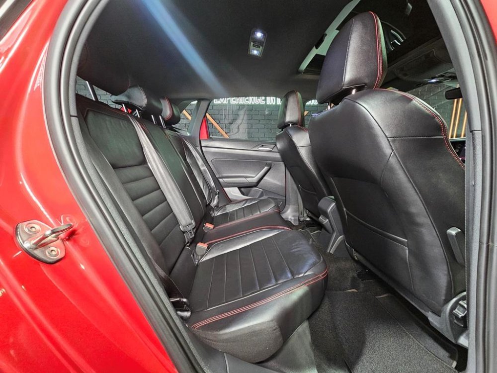 Photo 22 of 30