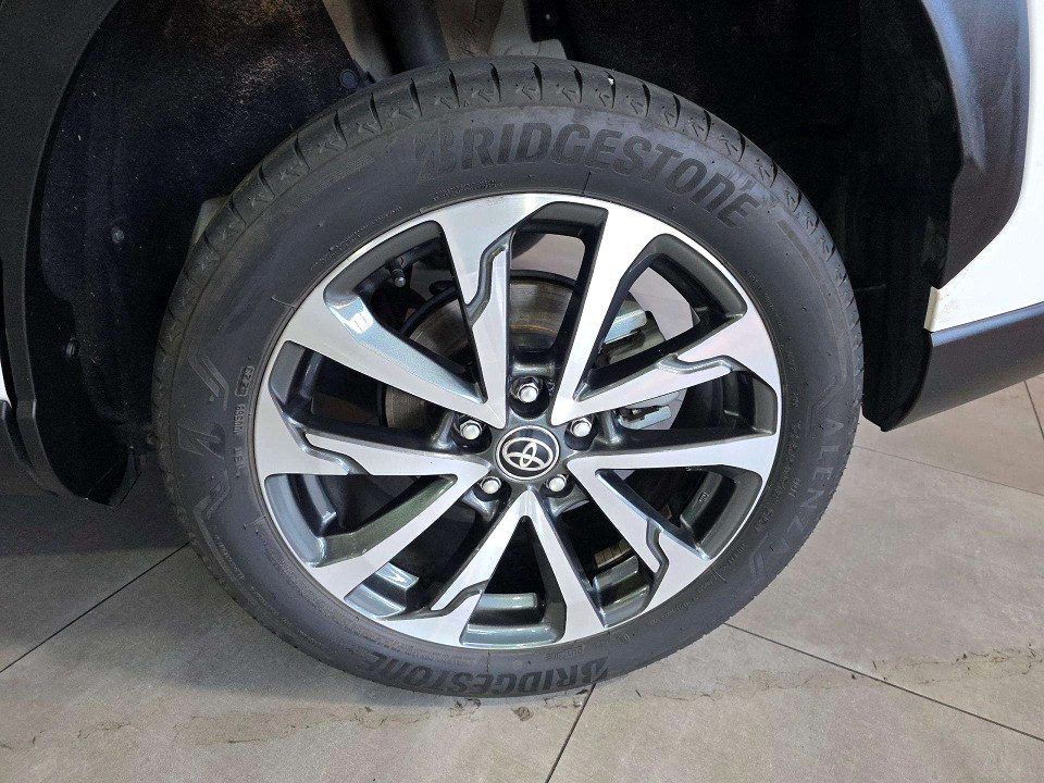 Photo 12 of 19