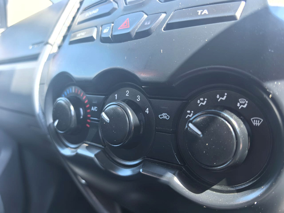 Photo 18 of 24