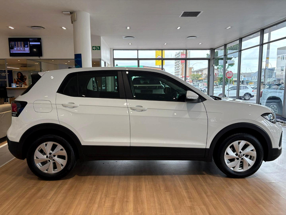 Photo 5 of 9