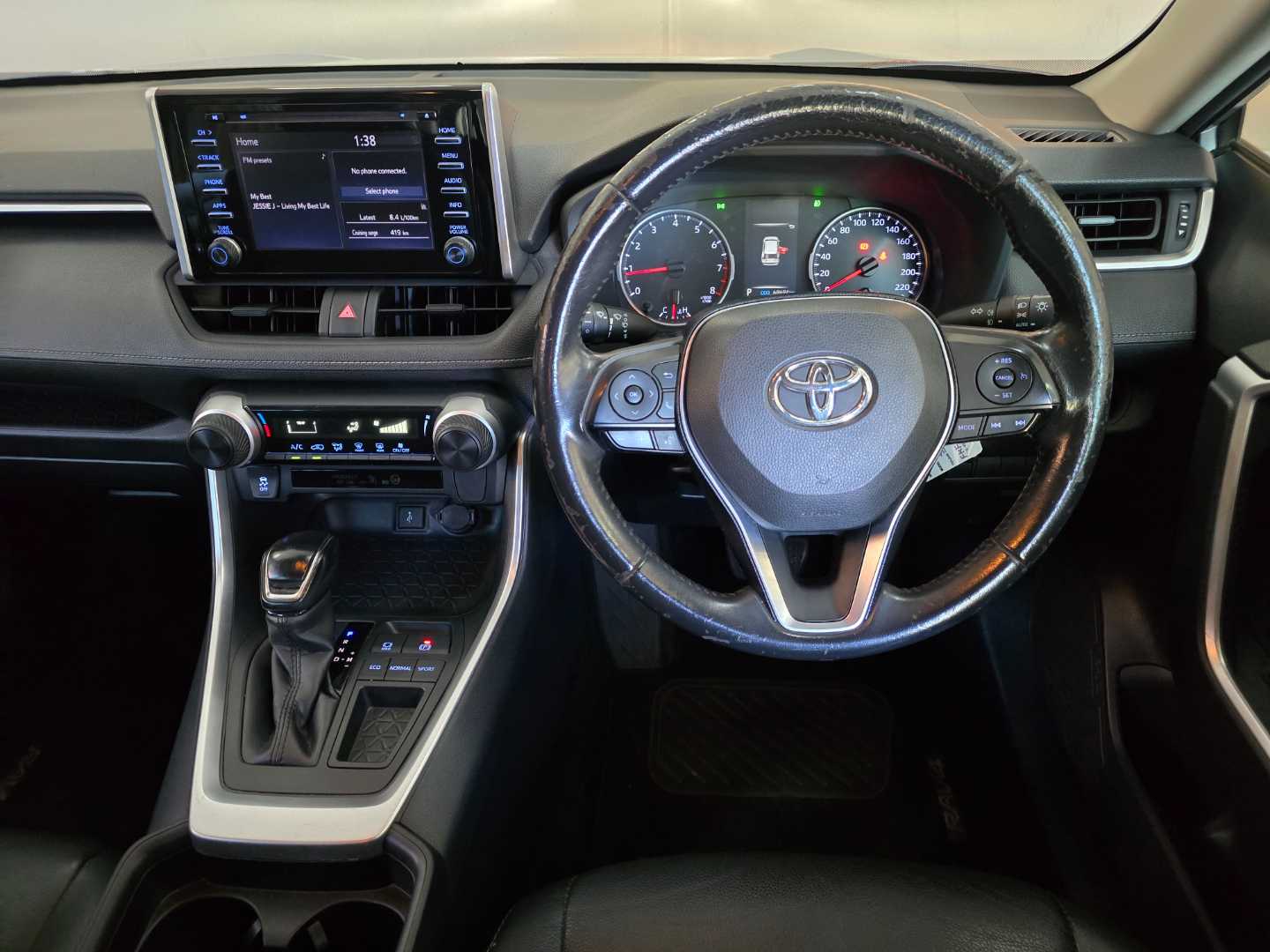 Photo 20 of 29