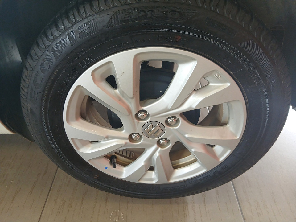 Photo 8 of 9