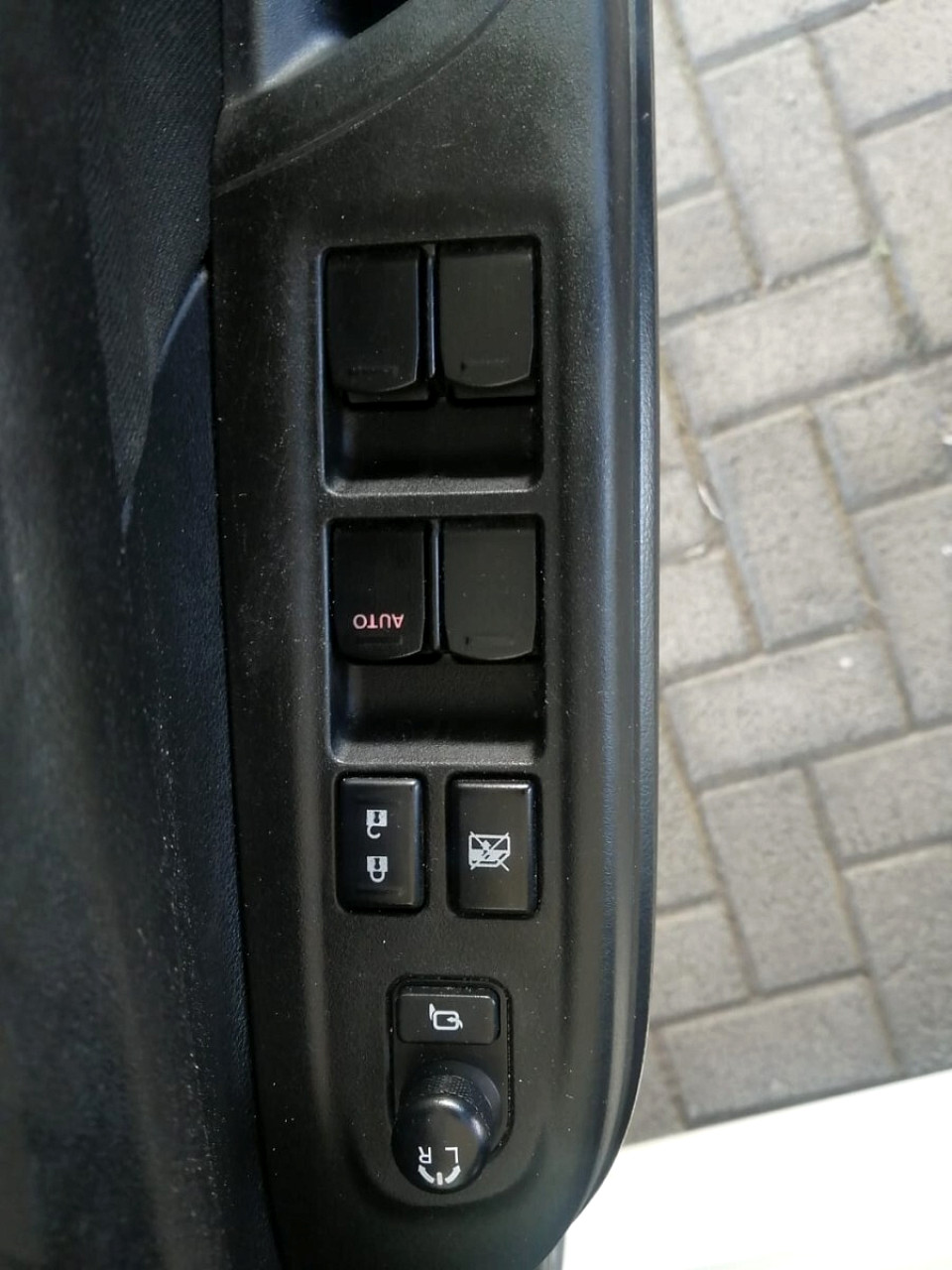 Photo 10 of 19