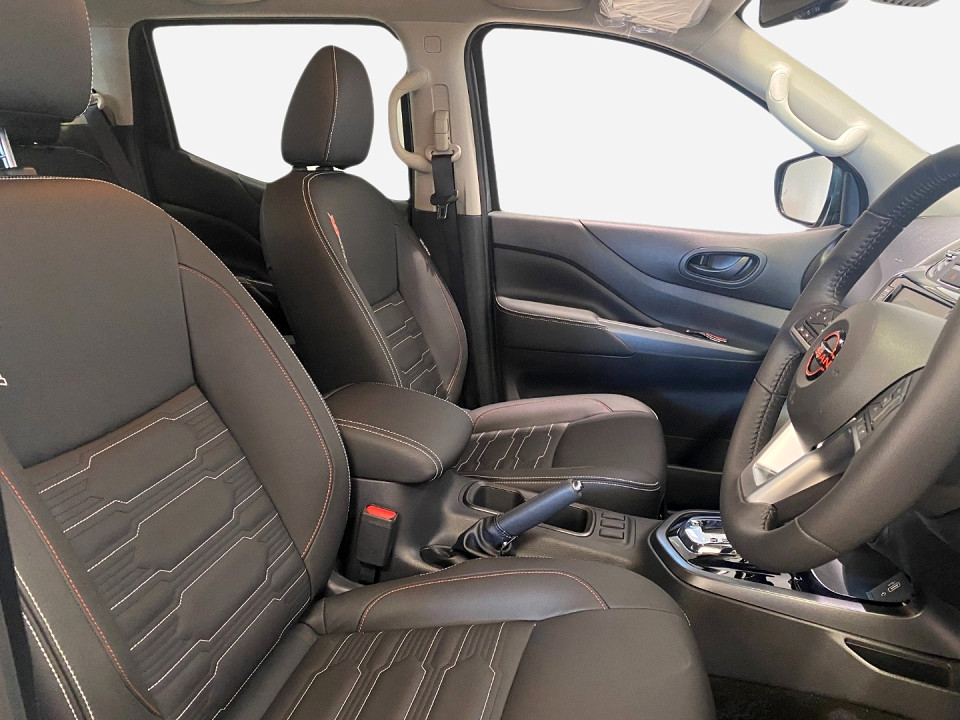 Photo 9 of 20