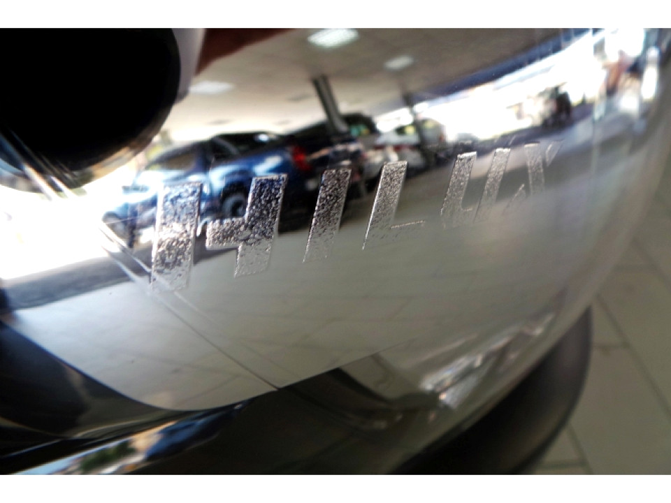 Photo 12 of 14