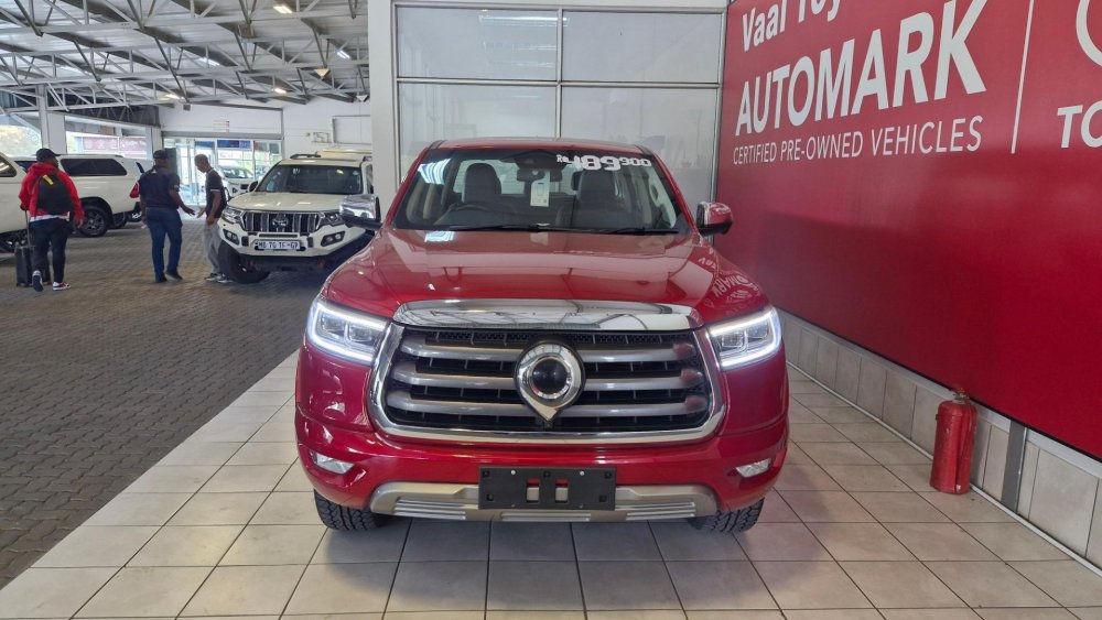 Photo 3 of 23