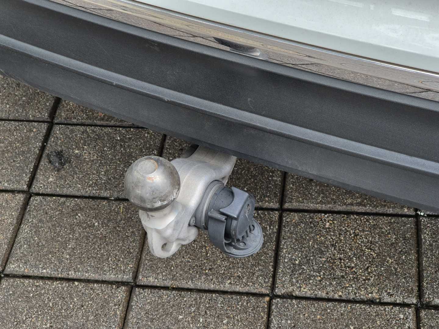 Photo 7 of 25