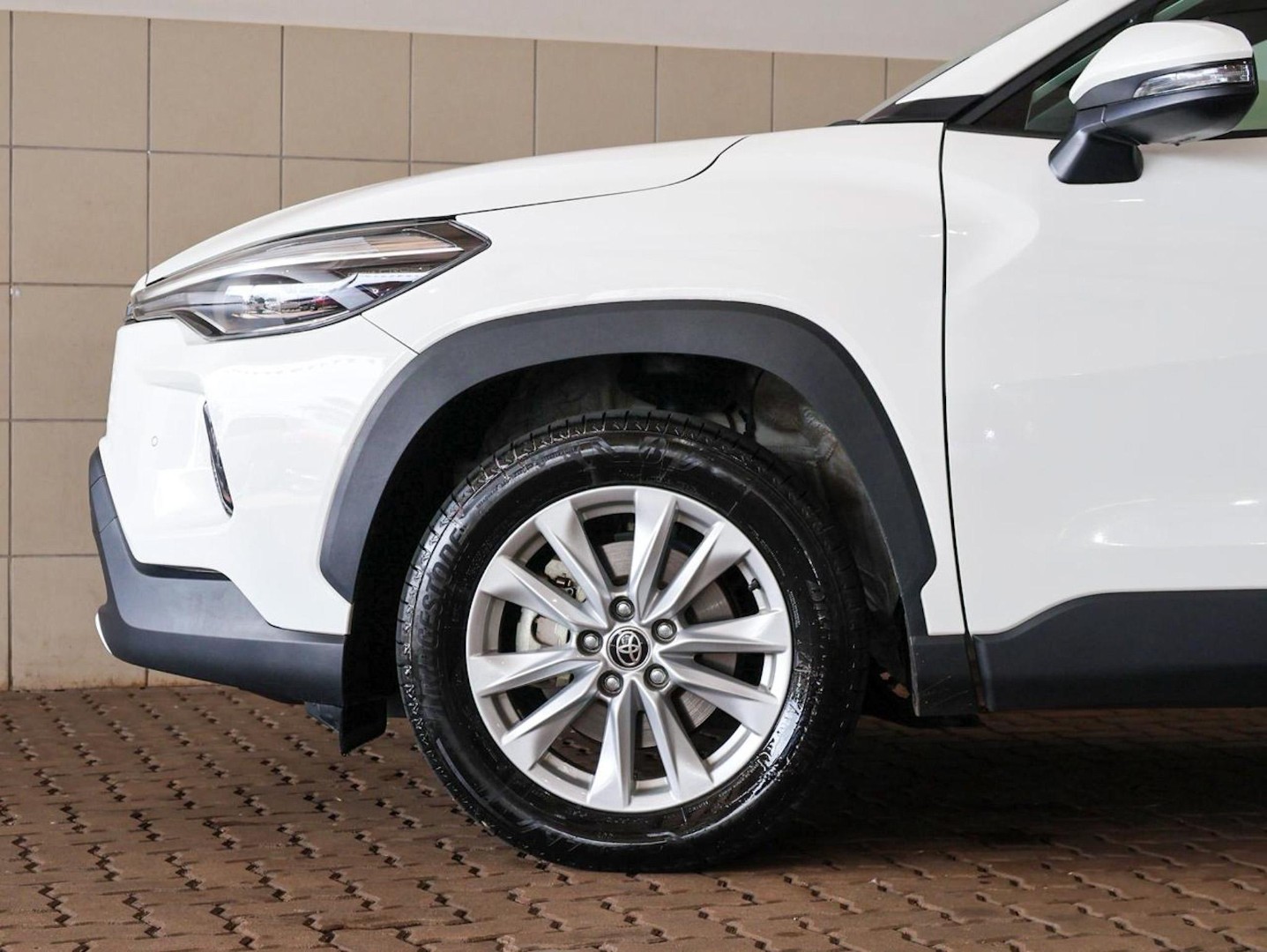 Photo 8 of 29