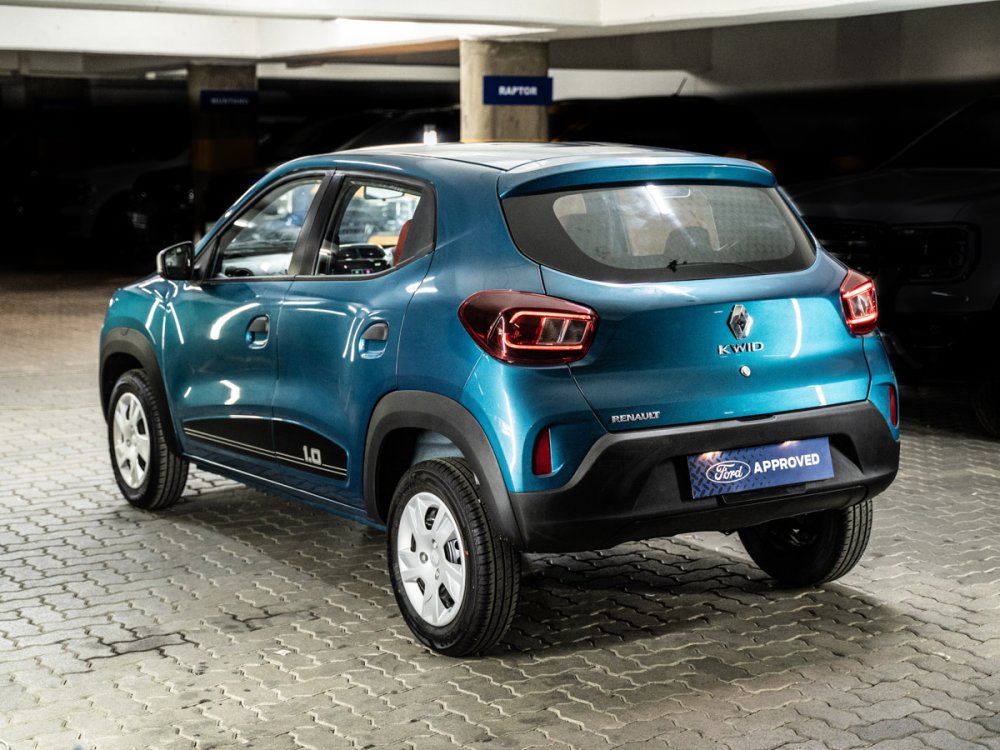 Photo 9 of 30