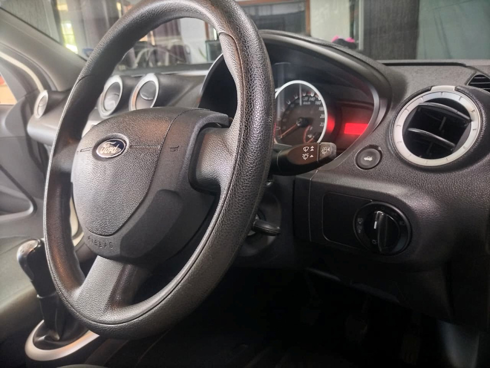Photo 3 of 15