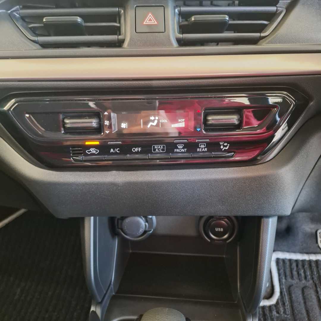 Photo 19 of 27