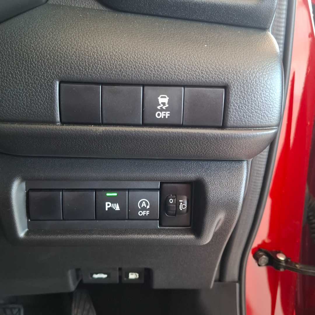 Photo 16 of 23