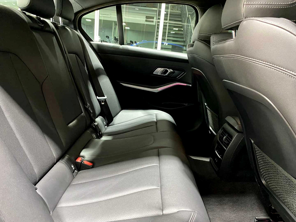 Photo 10 of 20