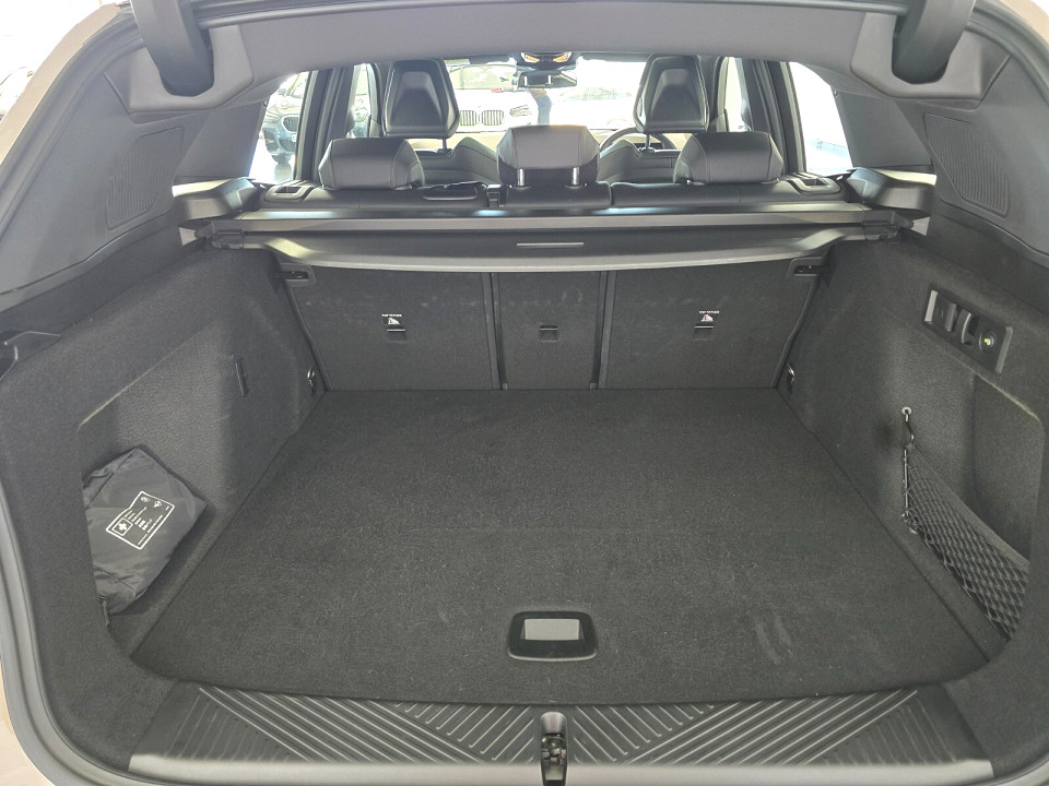 Photo 10 of 20