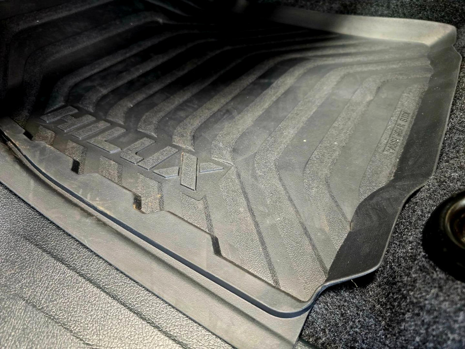 Photo 20 of 24