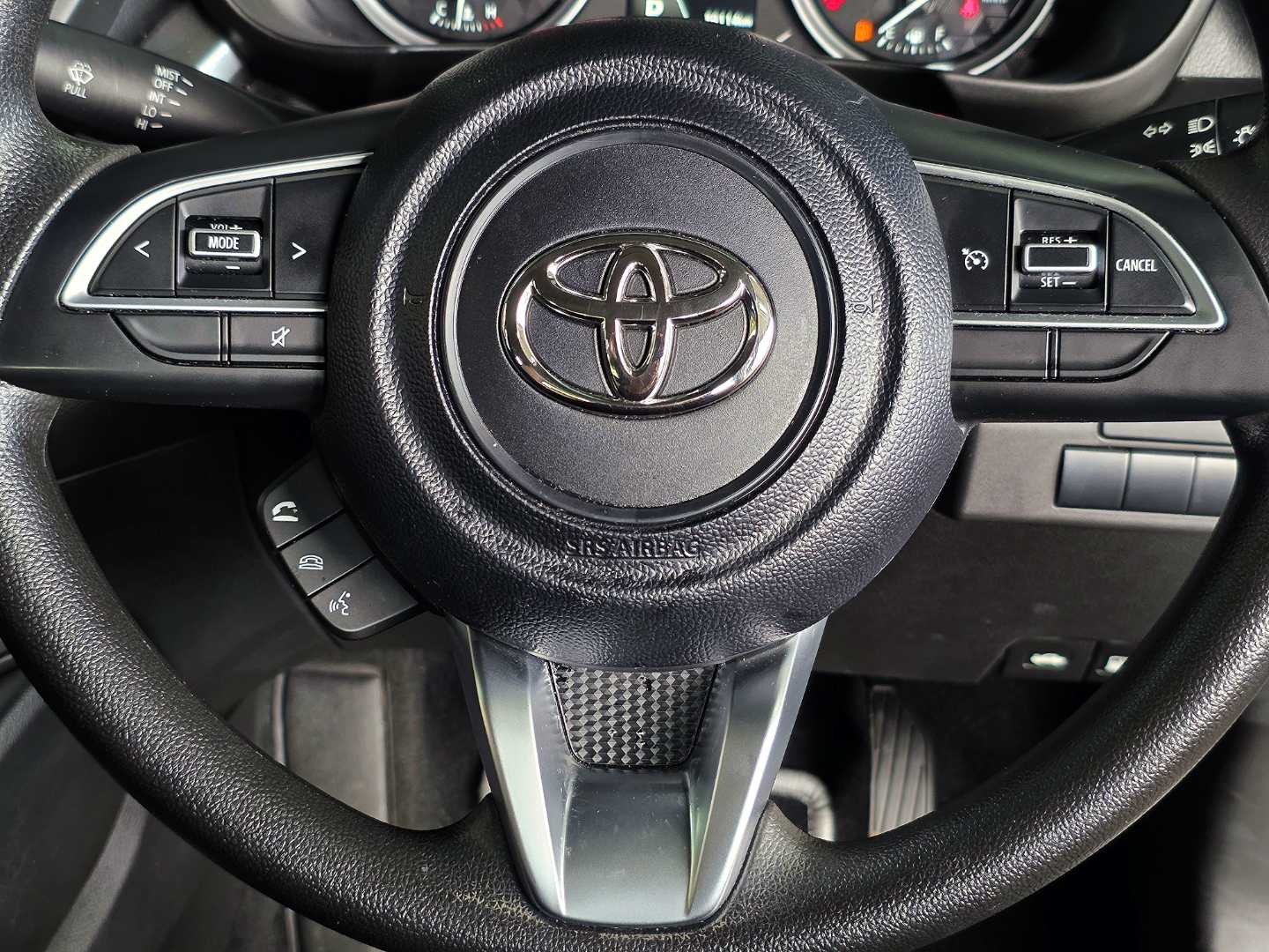Photo 17 of 25