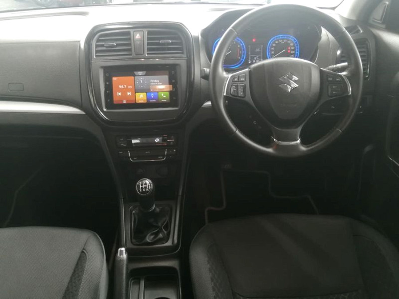Photo 17 of 24