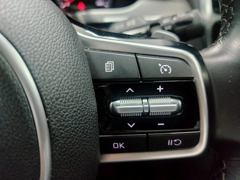 Photo 14 of 31