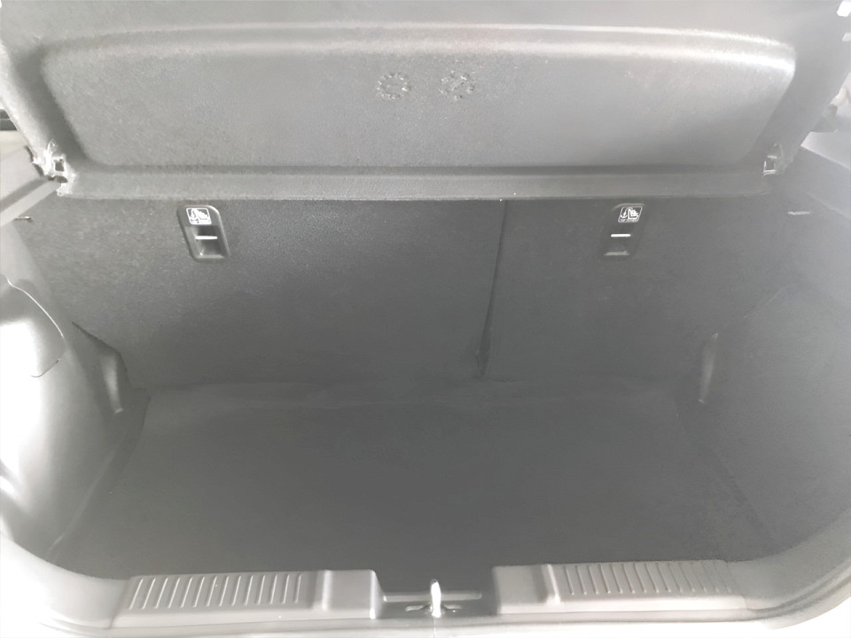 Photo 16 of 20