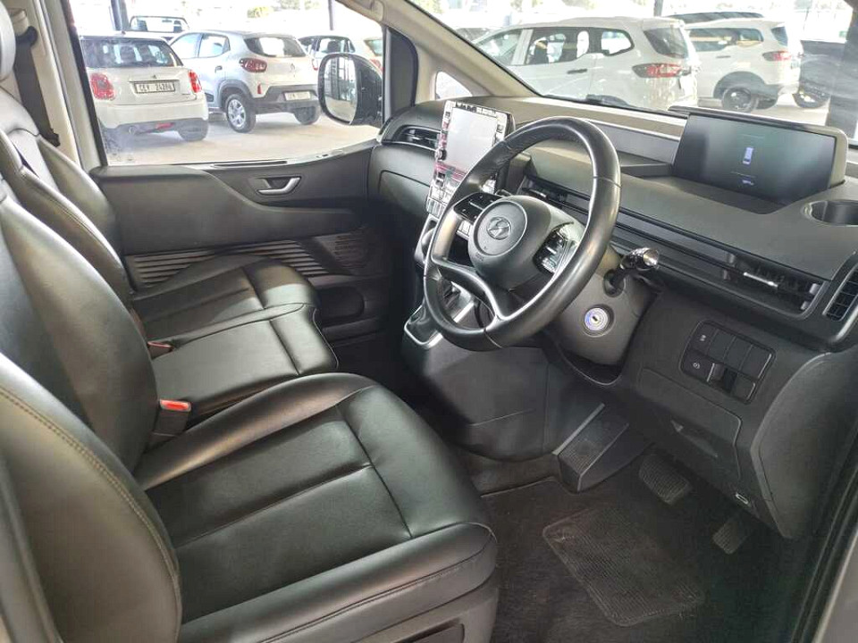 Photo 18 of 20