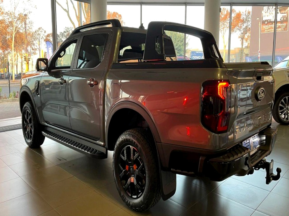 Photo 5 of 11