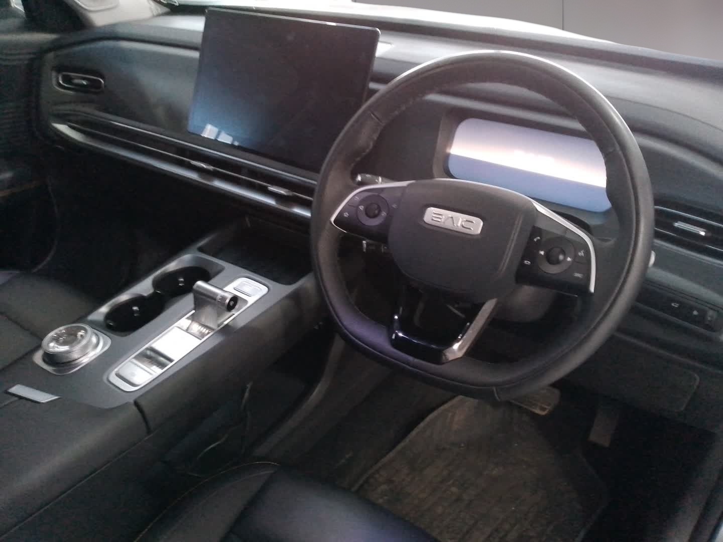 Photo 13 of 20