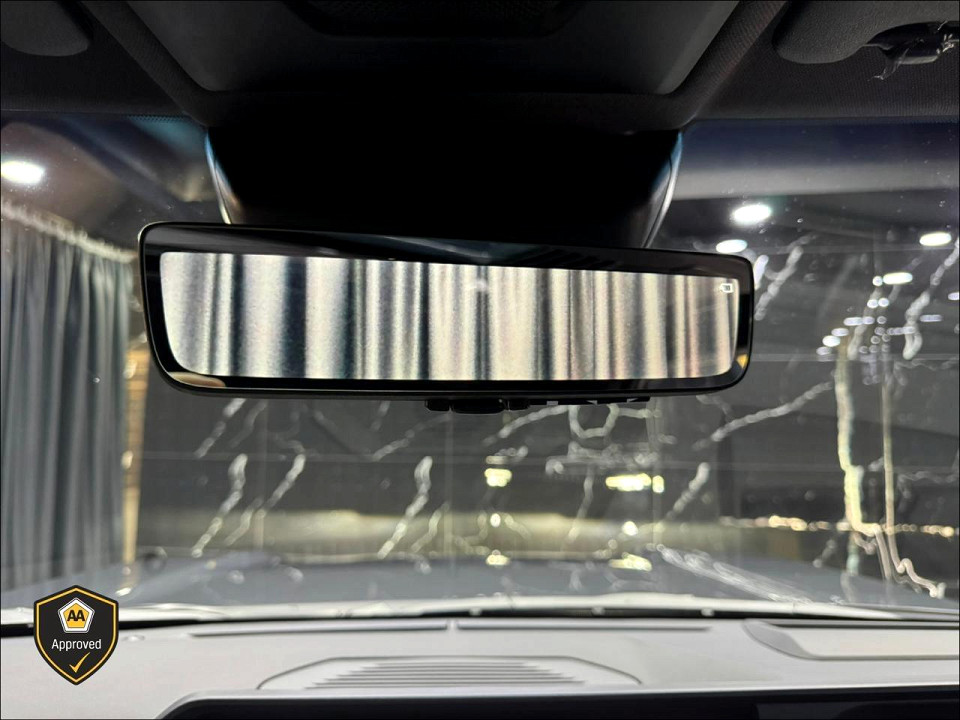 Photo 11 of 18