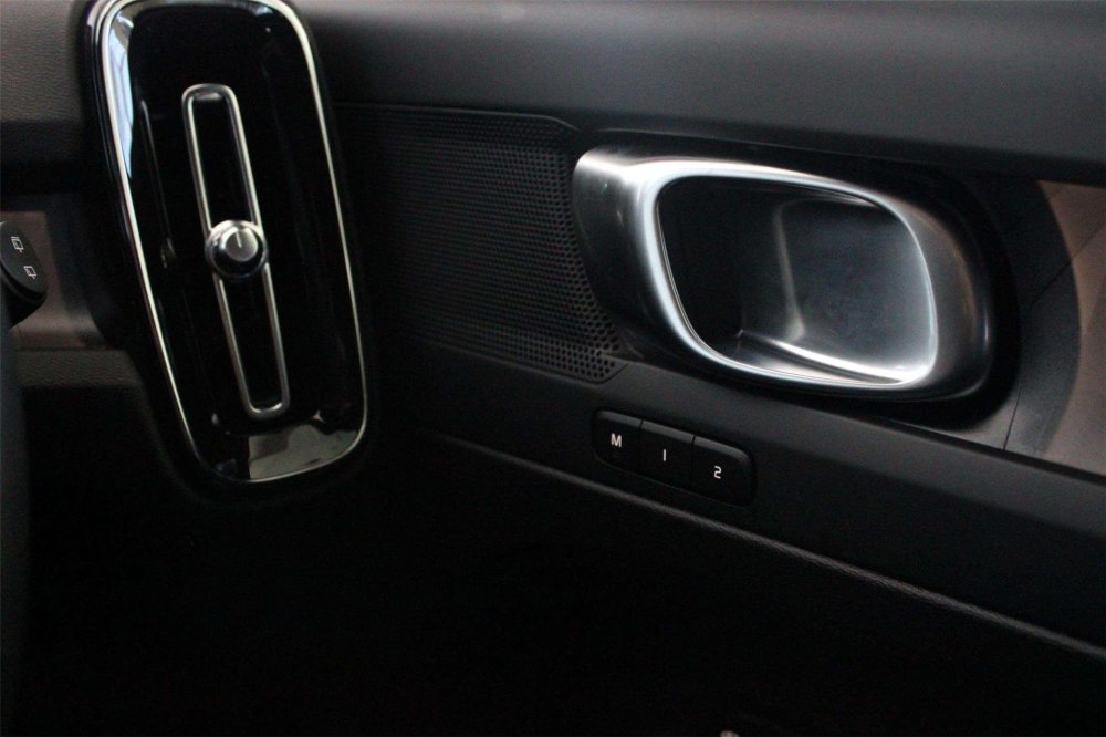 Photo 19 of 21