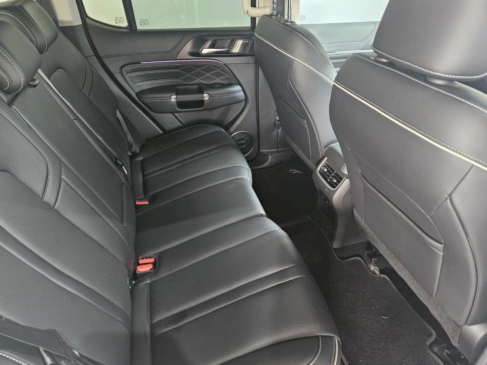 Photo 32 of 39