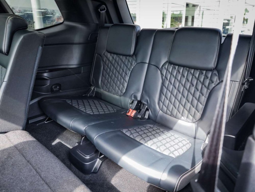 Photo 76 of 80