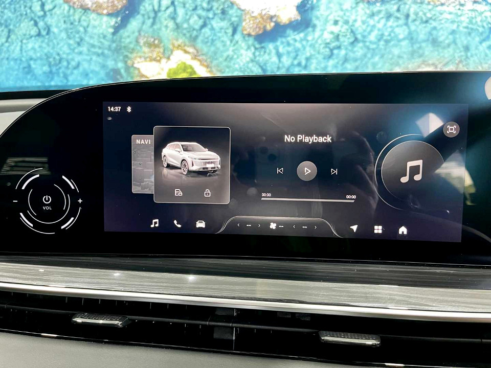 Photo 12 of 20
