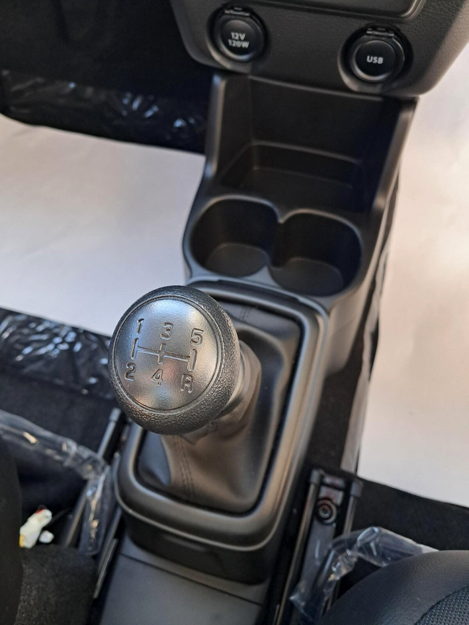 Photo 18 of 27