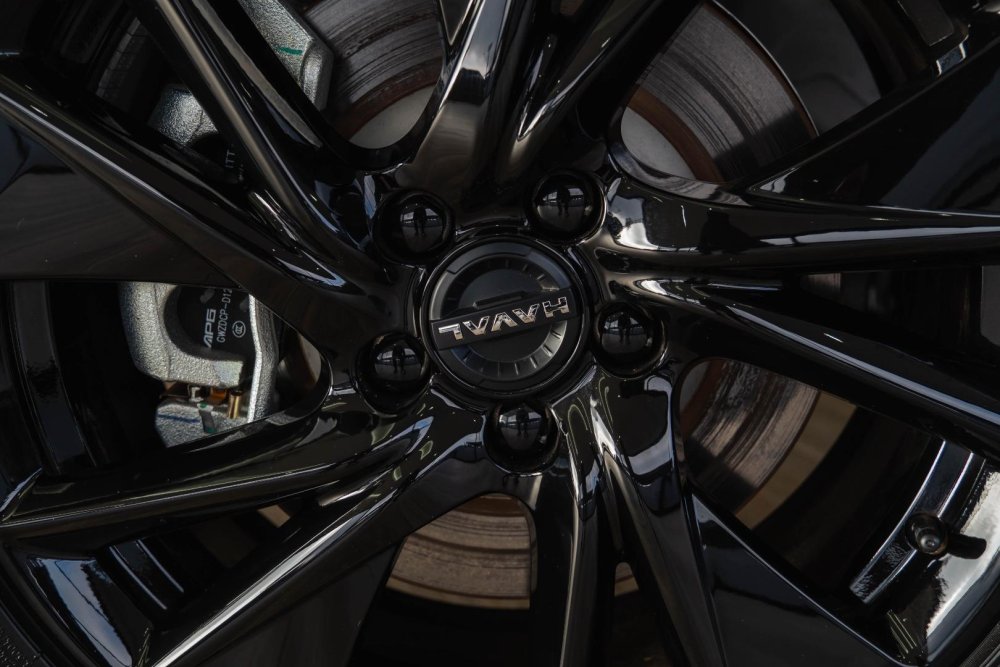 Photo 16 of 23