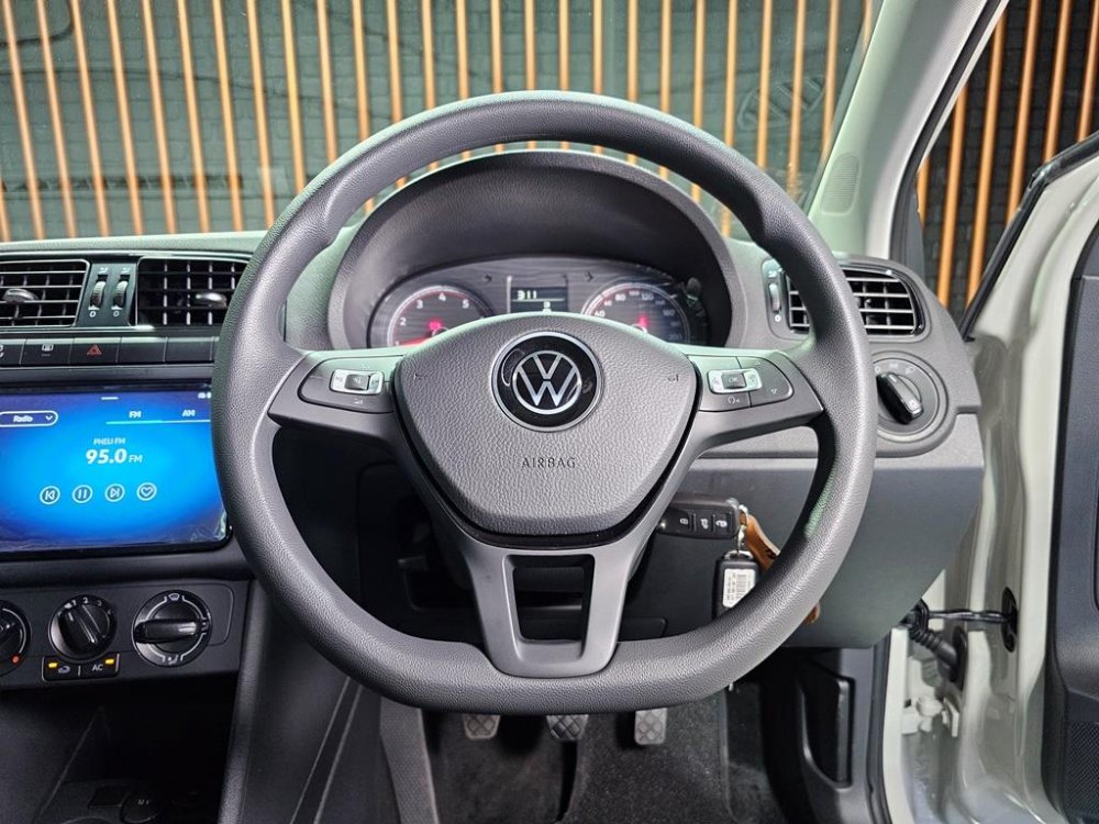 Photo 20 of 52