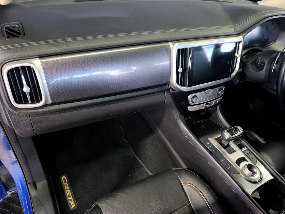 Photo 11 of 21