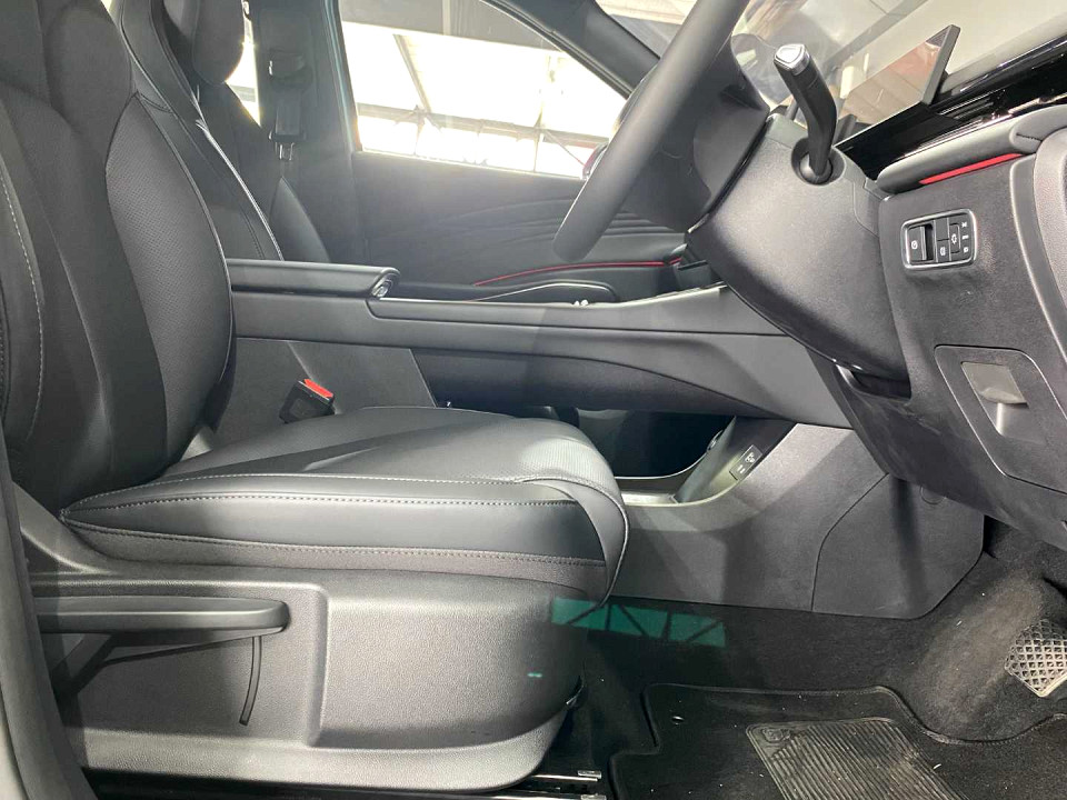 Photo 12 of 20