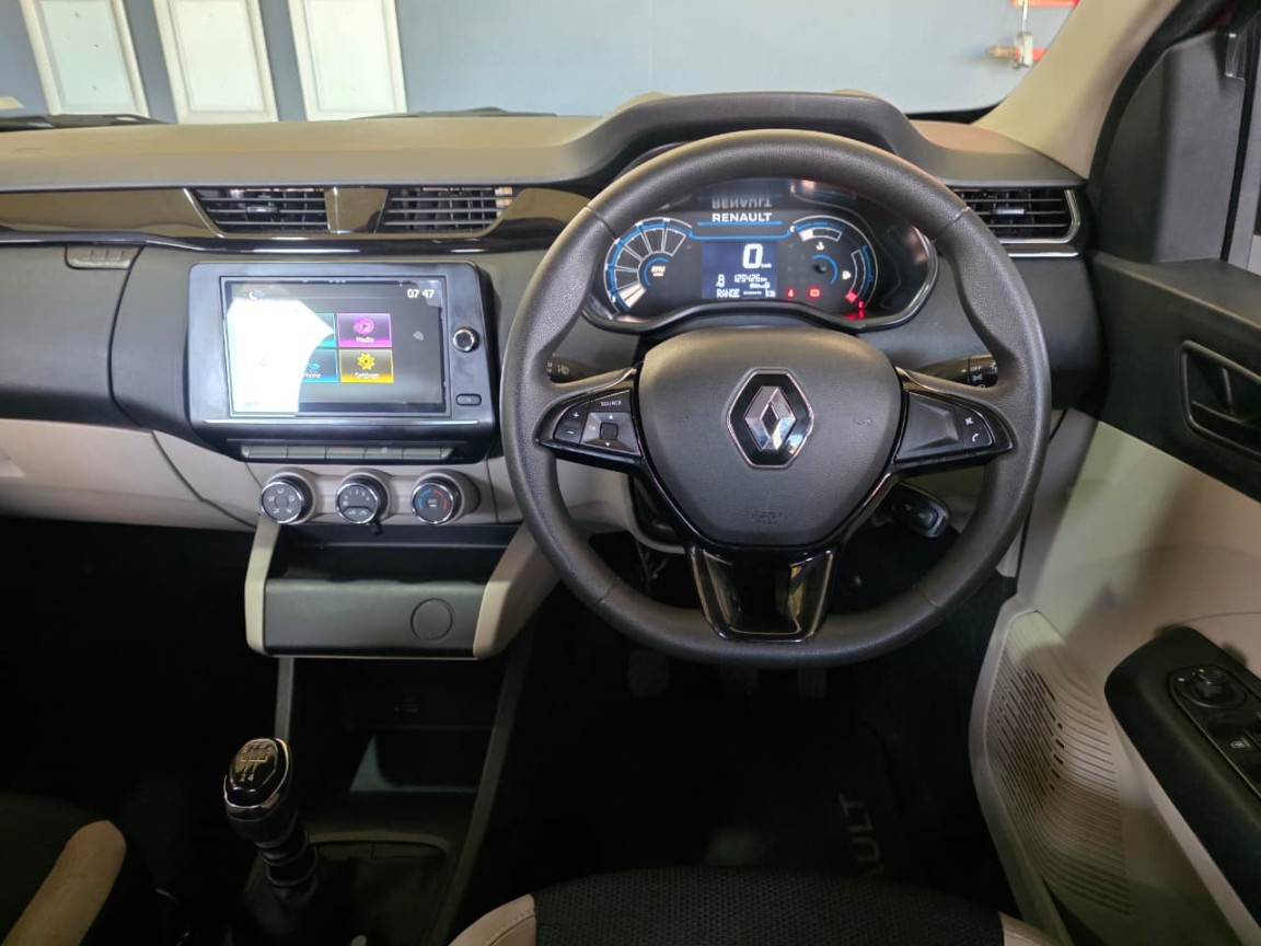 Photo 10 of 22